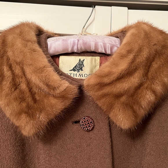1950s Rothmoor Wool Coat with Fur Collar - Picture 3 of 4